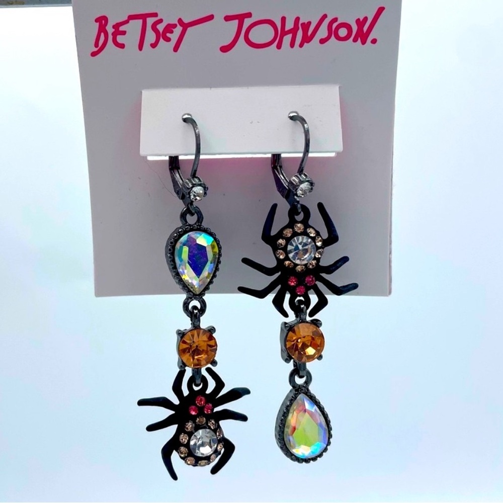 New Betsey-Johnson Spider Mismatch Earrings - Picture 4 of 17